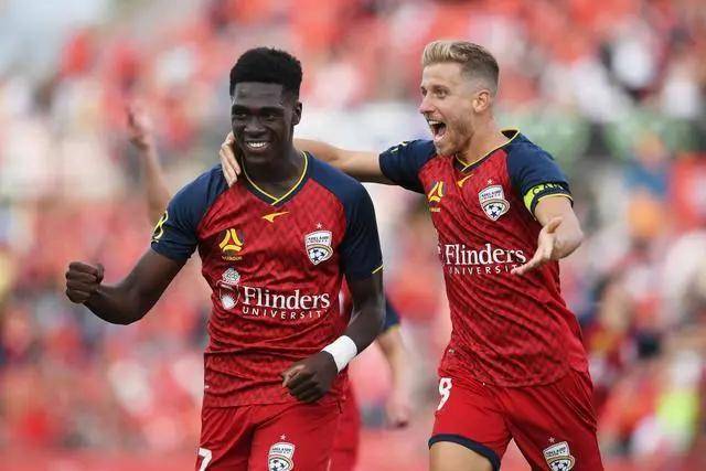 巴黎去年为K77开1100万年薪 那不勒斯只给500万